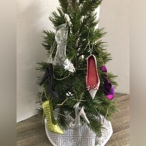 Bundle of High Heeled Shoe Ornaments